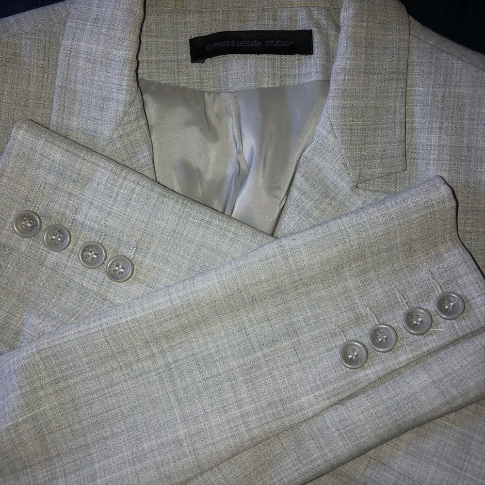 EXPRESS Textured Button Front Blazer - Picture 3 of 8